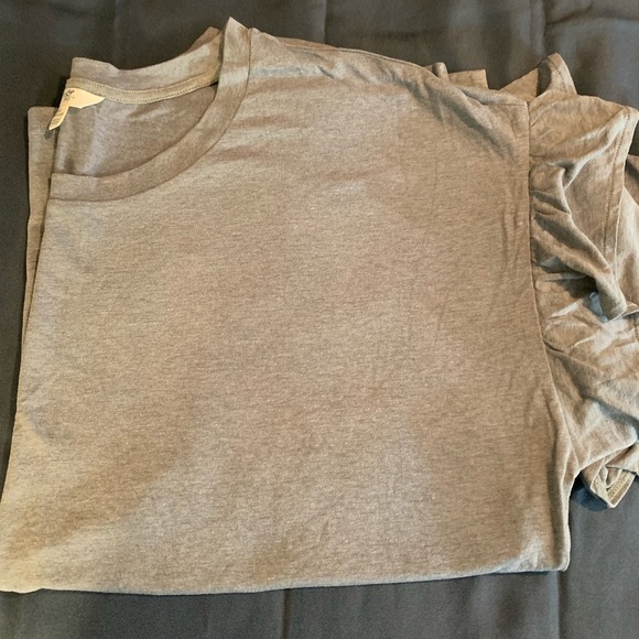 Short Sleeve Ruffle Tee - Picture 2 of 2